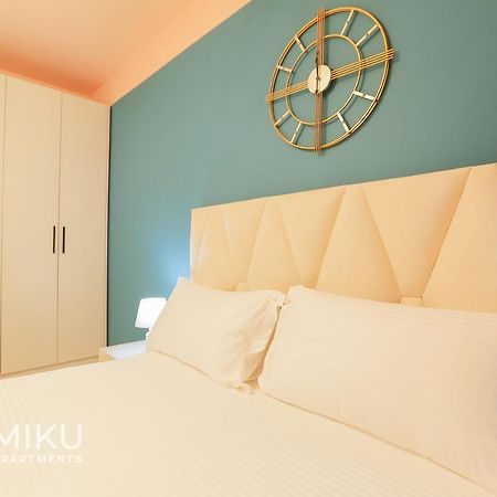 Miku Apartment - Vibrant 1Bd Apartment At Olympic Residence تيرانا المظهر الخارجي الصورة