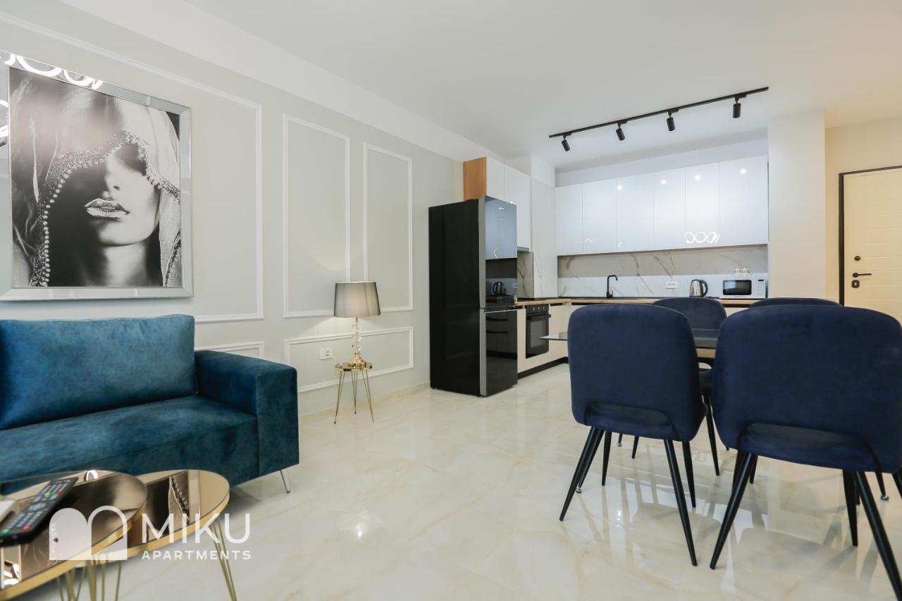 Miku Apartment - Vibrant 1Bd Apartment At Olympic Residence تيرانا المظهر الخارجي الصورة