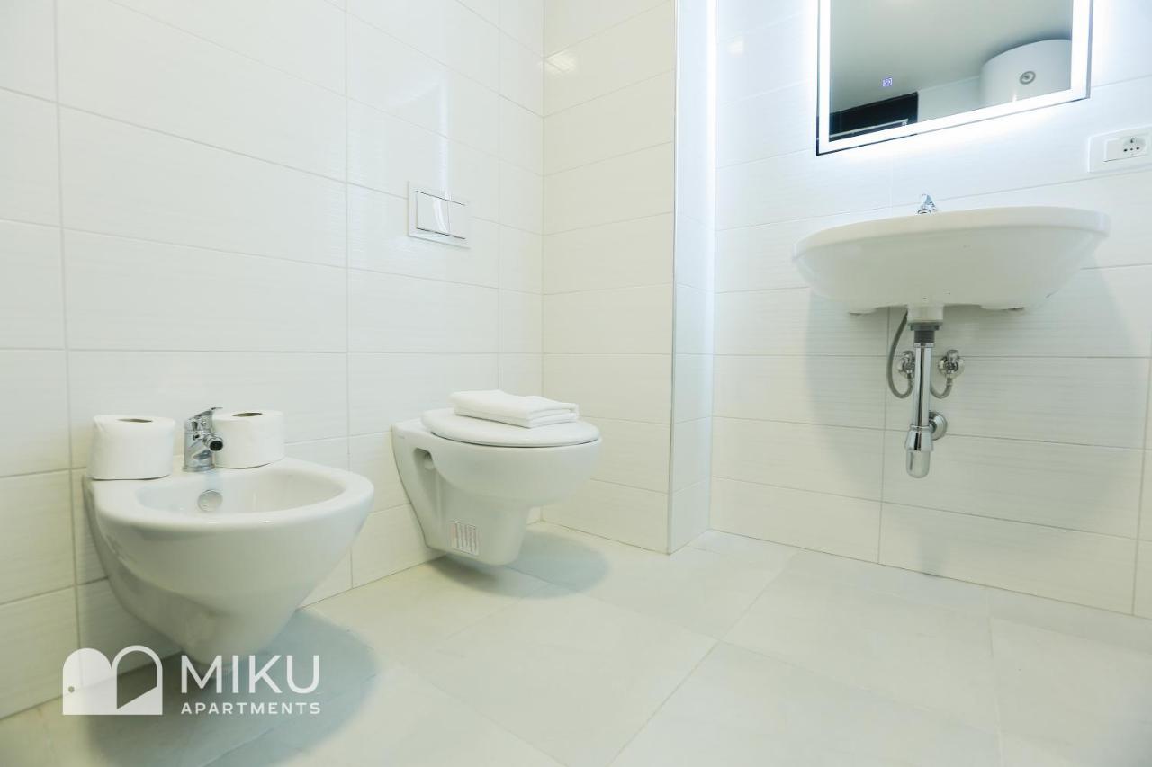 Miku Apartment - Vibrant 1Bd Apartment At Olympic Residence تيرانا المظهر الخارجي الصورة