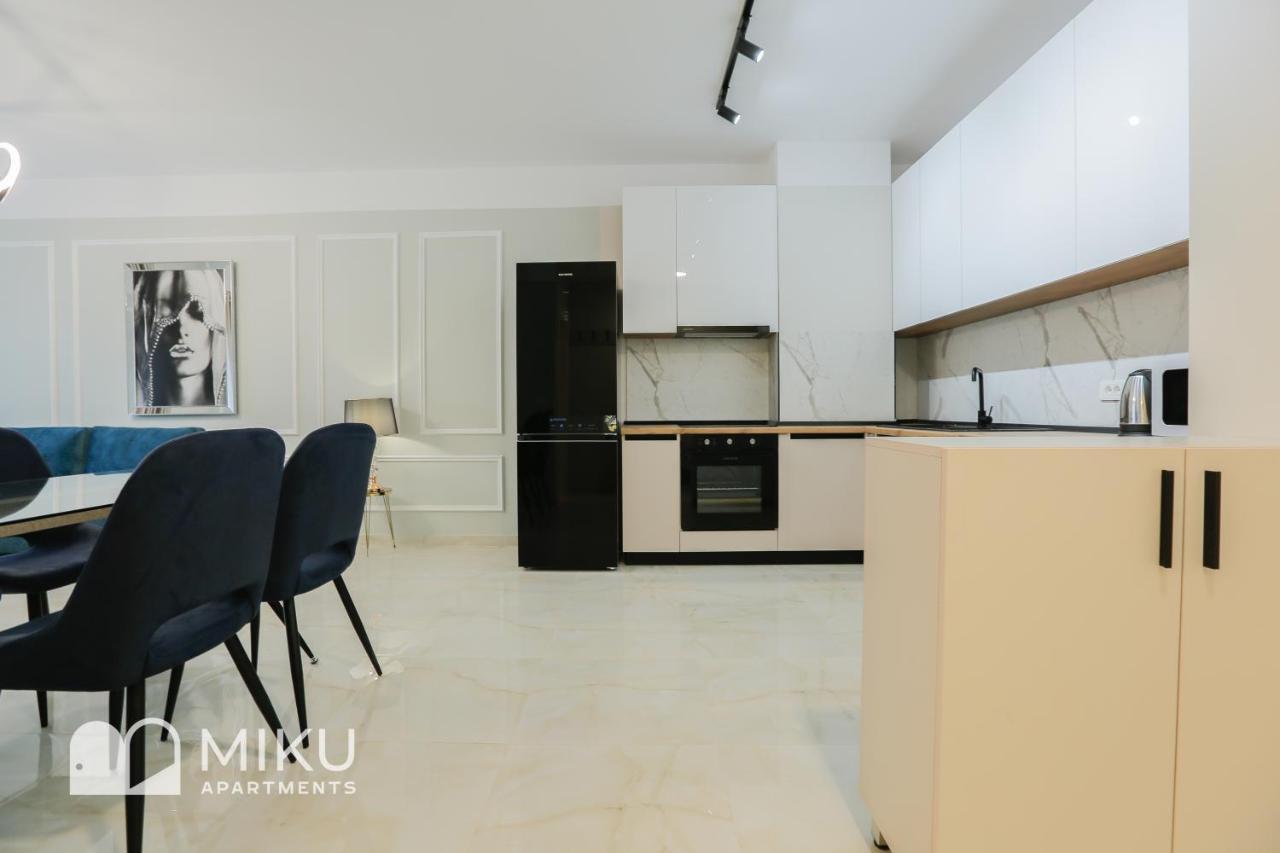 Miku Apartment - Vibrant 1Bd Apartment At Olympic Residence تيرانا المظهر الخارجي الصورة